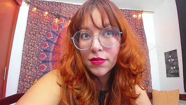  Moon Johnson online show from 12-22-25, 11:35