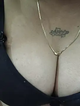 Neha8923 online show from 04-10-26, 04:55