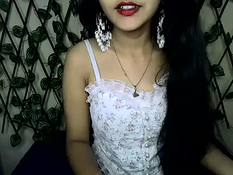 Snapshot of SUZY_FROMUS chatting on 03-21-25, 04:18 SUZY FROMUS online show from 03-21-25, 04:18