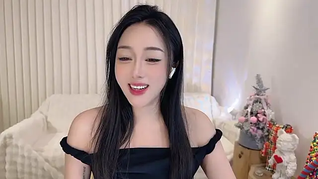 Snapshot of K-moumou chatting on 01-06-25, 04:13 K-moumou online show from 01-06-25, 04:13