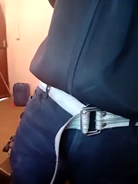 Snapshot of ChubbyQuinnvv chatting on 09-18-25, 04:03 ChubbyQuinnvv online show from 09-18-25, 04:03