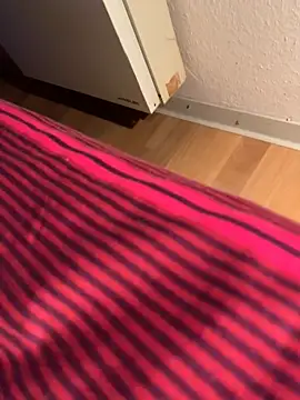 Snapshot of solomec chatting on 12-25-24, 09:22 solomec online show from 12-25-24, 09:22