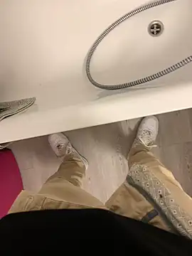 Snapshot of solomec chatting on 02-04-25, 02:10 solomec online show from 02-04-25, 02:10