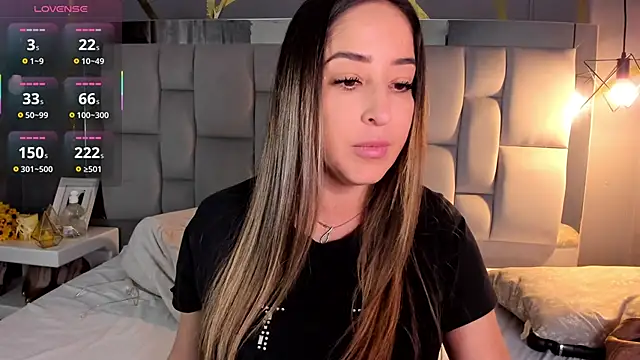 AliceSteel12 online show from 10-28-25, 11:18