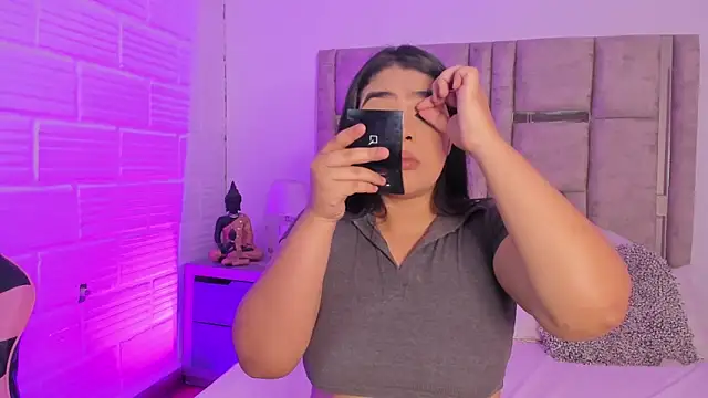 EmmaBecket2 online show from 11-19-25, 04:01