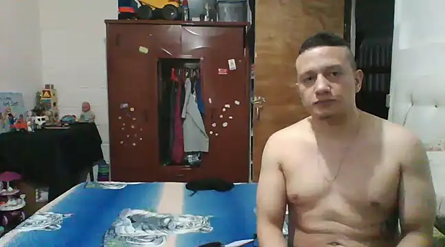 Snapshot of fabyxx07 chatting on 01-21-25, 12:15 fabyxx07 online show from 01-21-25, 12:15