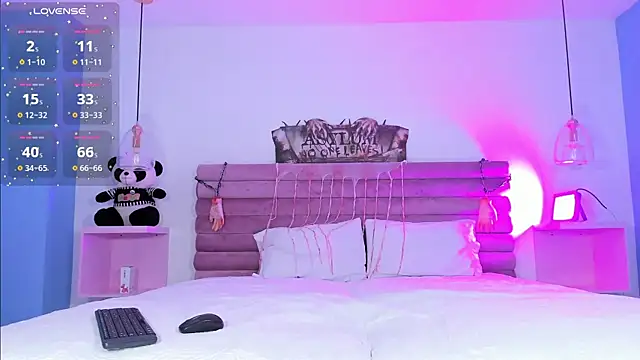 AbyCooper online show from 10-15-25, 01:11