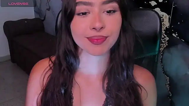 Danielacossio online show from 11-20-25, 03:50