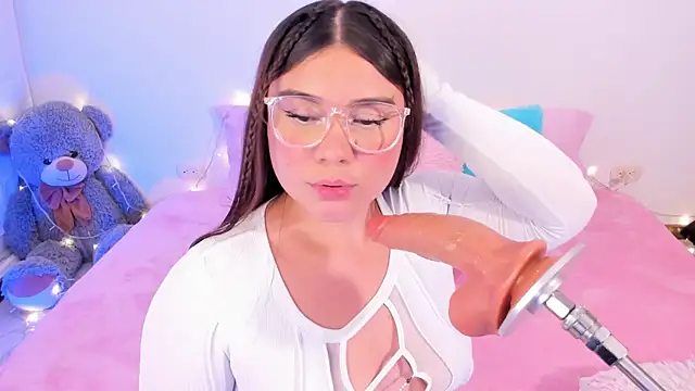 Snapshot of Isa_belaa chatting on 01-27-25, 11:11 Isa belaa online show from 01-27-25, 11:11