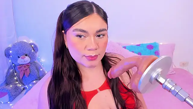 Snapshot of Isa_belaa chatting on 02-11-25, 11:10 Isa belaa online show from 02-11-25, 11:10