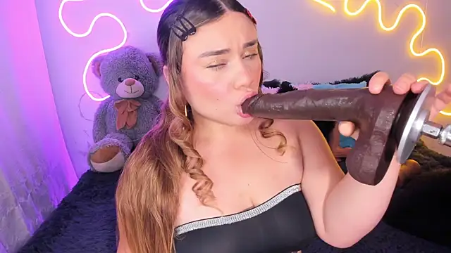 Snapshot of Isa_belaa chatting on 09-12-25, 12:22 Isa belaa online show from 09-12-25, 12:22