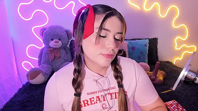 Snapshot of Isa_belaa chatting on 11-11-25, 04:51 Isa belaa online show from 11-11-25, 04:51