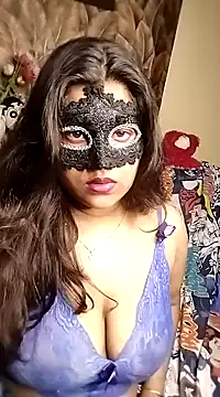 Hottyalia online show from 12-10-24, 11:40