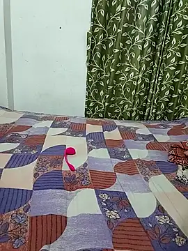 Hottyalia online show from 09-28-25, 11:54