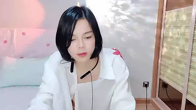 Linda-LL online show from 03-17-25, 02:56