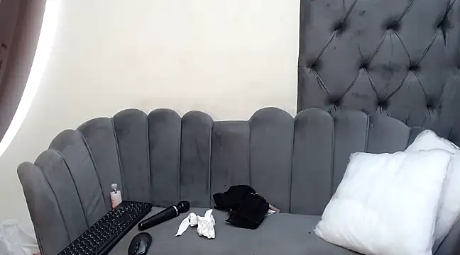 Snapshot of SHANTYBABE chatting on 12-11-24, 06:09 SHANTYBABE online show from 12-11-24, 06:09