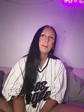 Snapshot of SweNatasha chatting on 12-17-24, 07:15 SweNatasha online show from 12-17-24, 07:15