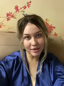 KikiWatson online show from 12-31-24, 04:46