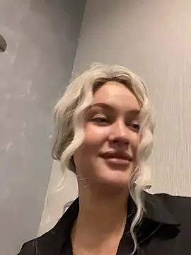 KikiWatson online show from 01-15-25, 08:09