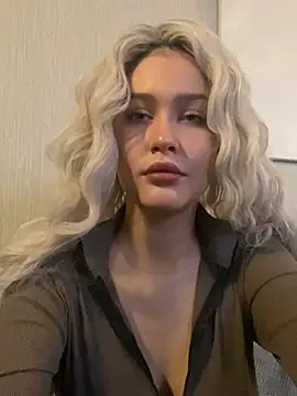 KikiWatson online show from 01-18-25, 08:10