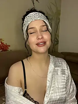 KikiWatson online show from 03-01-25, 05:05