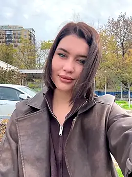 KikiWatson online show from 10-24-25, 07:16