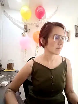 your red rose  online show from 12-04-24, 04:49