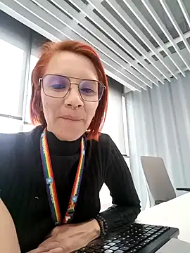 your red rose  online show from 01-30-25, 07:15