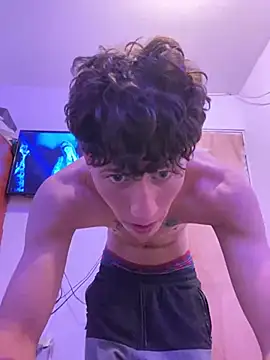 Snapshot of LatinBoysxxx chatting on 12-05-24, 10:12 LatinBoysxxx online show from 12-05-24, 10:12