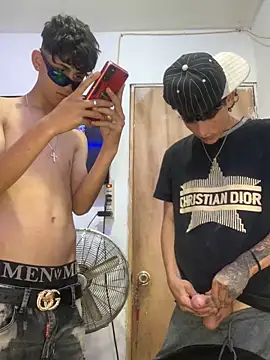 Snapshot of LatinBoysxxx chatting on 02-15-25, 09:26 LatinBoysxxx online show from 02-15-25, 09:26