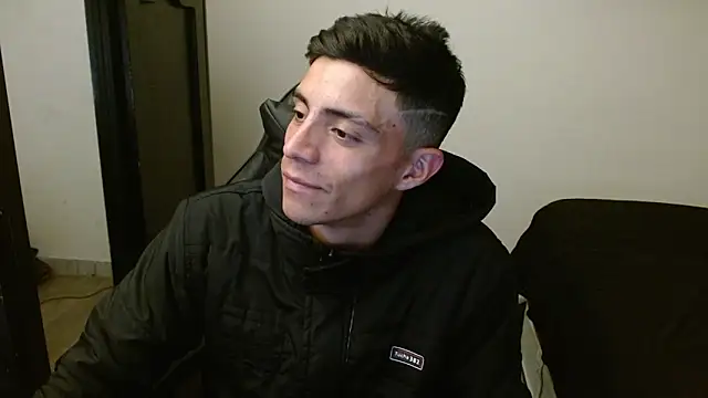 kv   xxx  online show from 11-02-25, 02:47