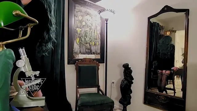 Snapshot of vesperjadex chatting on 03-10-25, 01:56 vesperjadex online show from 03-10-25, 01:56