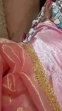 Snapshot of sneha_telugu_girl chatting on 01-01-25, 07:09 sneha telugu girl online show from 01-01-25, 07:09