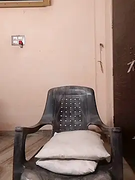 Snapshot of sneha_telugu_girl chatting on 03-08-25, 08:22 sneha telugu girl online show from 03-08-25, 08:22