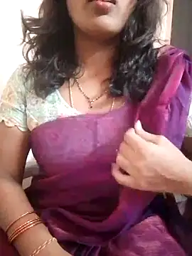 Snapshot of sneha_telugu_girl chatting on 10-07-25, 07:11 sneha telugu girl online show from 10-07-25, 07:11