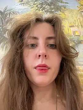 Snapshot of Topvi_ chatting on 10-18-25, 06:16 Topvi online show from 10-18-25, 06:16