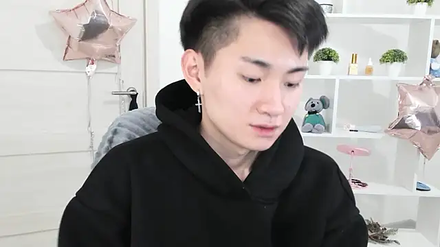 Miram Yu online show from 12-07-24, 02:46