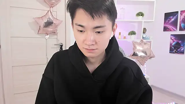 Miram Yu online show from 12-08-24, 11:19