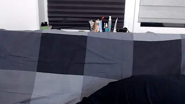 Miram Yu online show from 01-11-25, 08:32