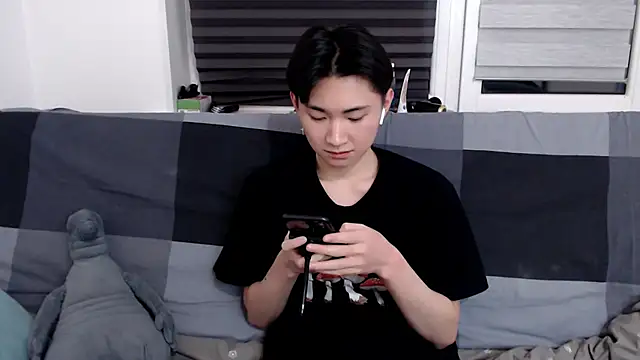 Miram Yu online show from 01-12-25, 09:08