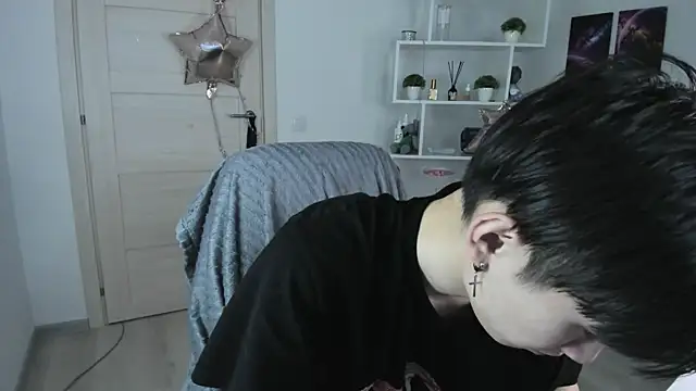 Miram Yu online show from 01-24-25, 03:00