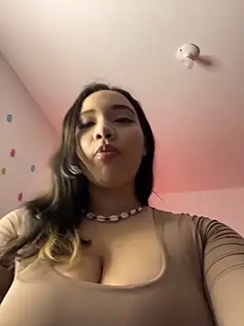 MadelineBenet online show from 04-07-26, 04:35