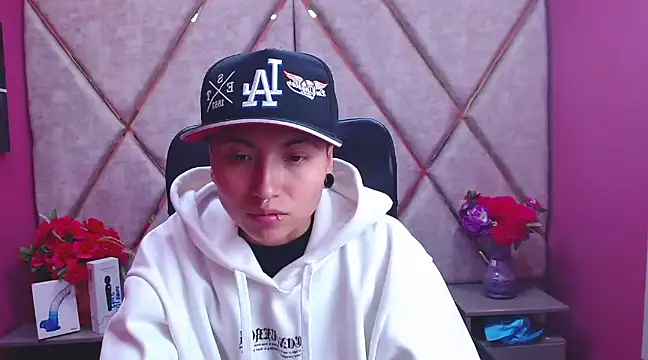 Im Mathias online show from 02-05-25, 02:19