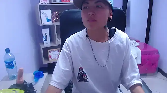 Im Mathias online show from 02-13-25, 03:18