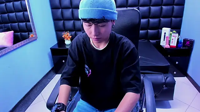 Im Mathias online show from 09-10-25, 09:48