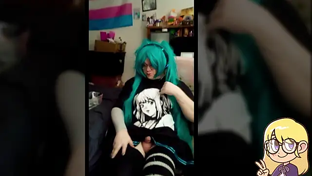 Snapshot of AshThaSissy chatting on 01-30-25, 01:33 AshThaSissy online show from 01-30-25, 01:33