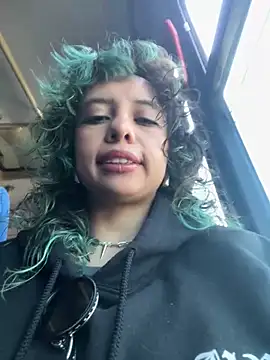 Sweet Chaos online show from 12-17-25, 02:34