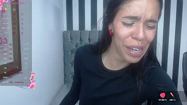 stephania t online show from 01-11-25, 01:32