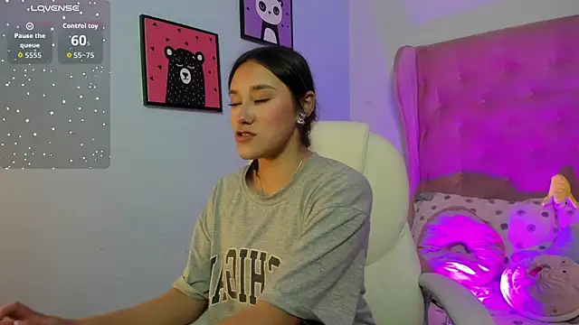  Sophie  miller online show from 09-29-25, 10:25