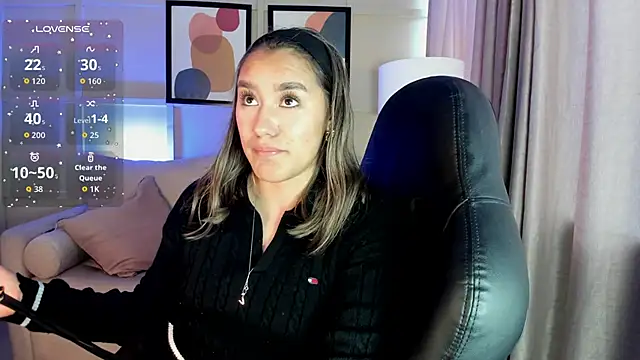 Snapshot of _Sophie__miller chatting on 06-06-26, 07:40 Sophie miller online show from 06-06-26, 07:40
